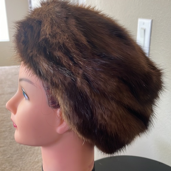Vintage Mink hat custom made by Yórn - Picture 2 of 6